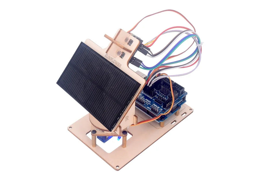 The circuit and working principle of solar charger based on microcontroller