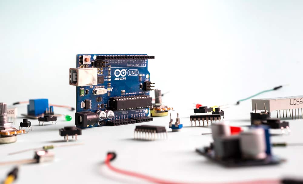 The Role of Oscillators in Microcontrollers – PCB HERO