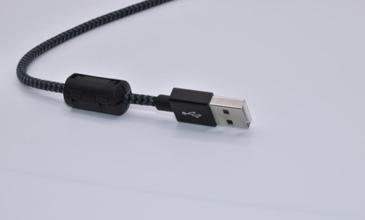 What Are Ferrite Cores Used for on Cables?