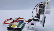 Follow light source photosensitive solar panel