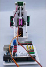 Follow light source photosensitive solar panel