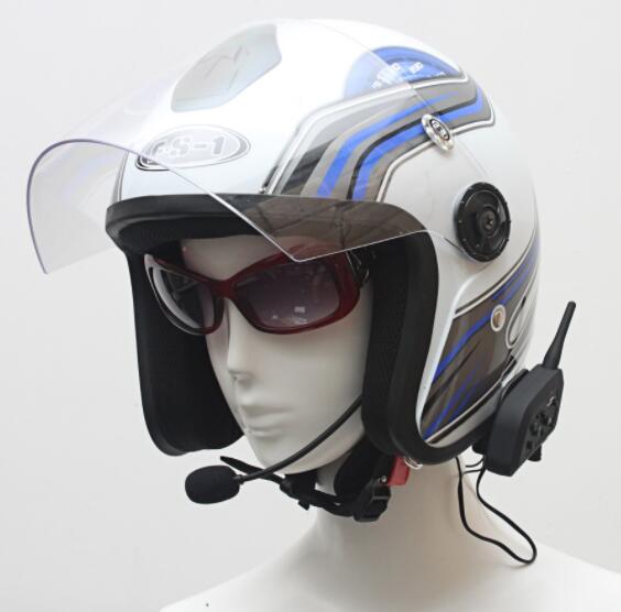 best way to applly silvr leaf to a motorcycle helmet Do lowrider bikes have matching silver leaf helmets?
