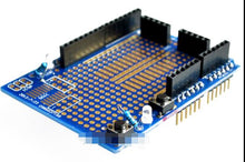 ProtoShield including mini bread board